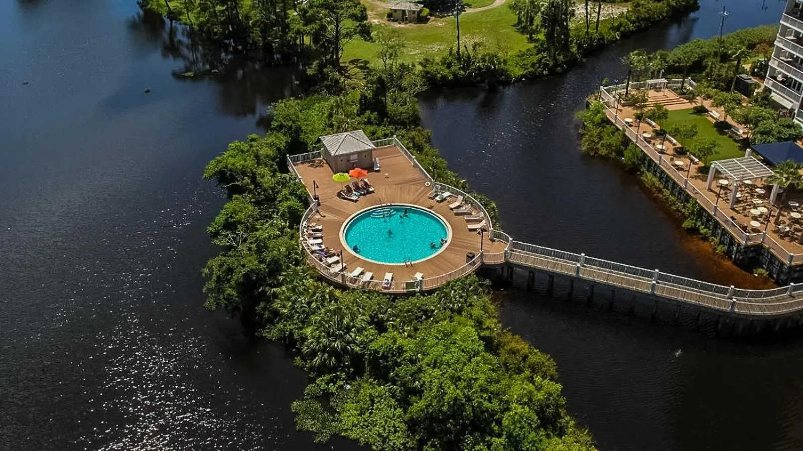The Blue Turtle At Laketown Wharf Daire Panama City Beach ABD