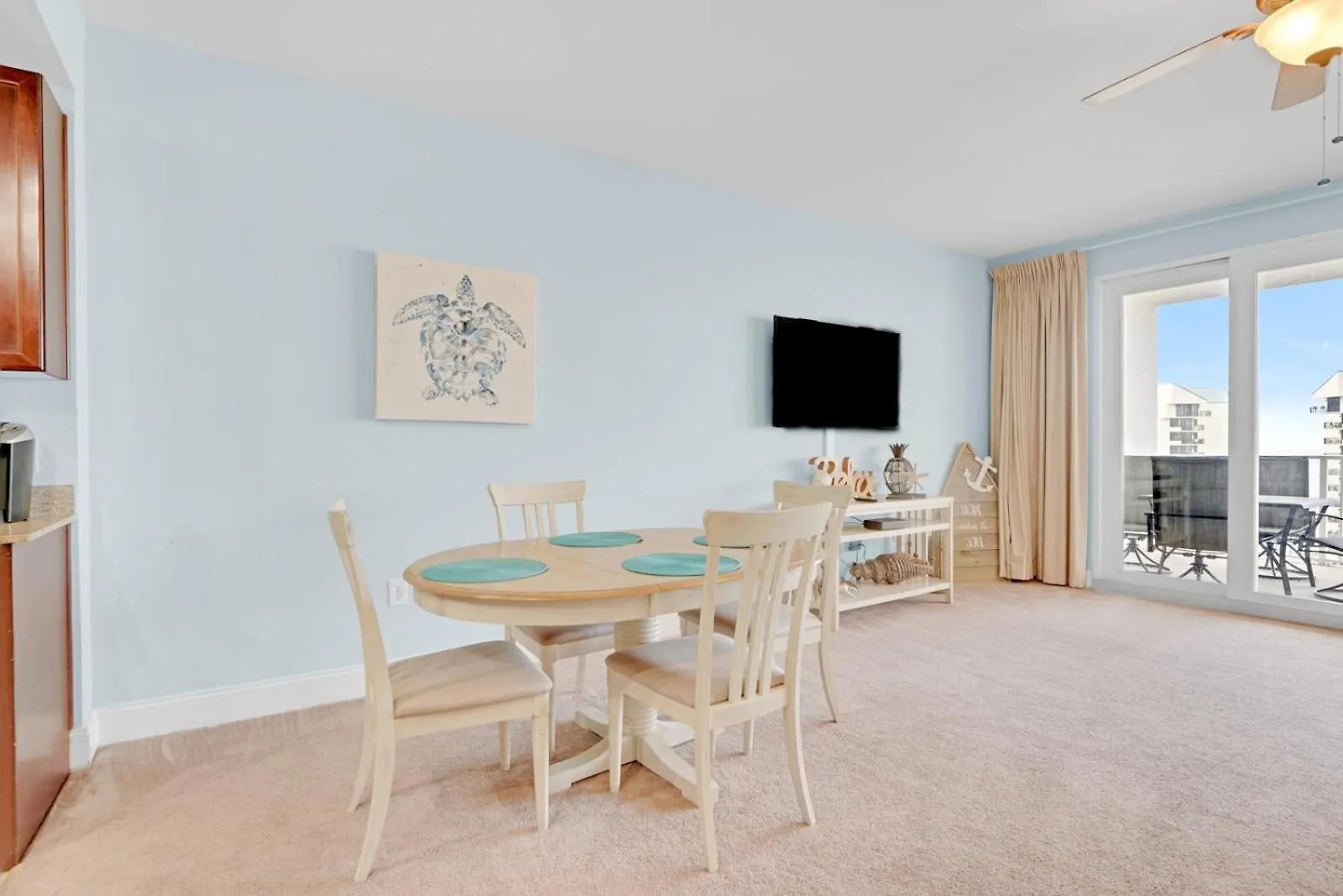 The Blue Turtle At Laketown Wharf Apartment Panama City Beach United States