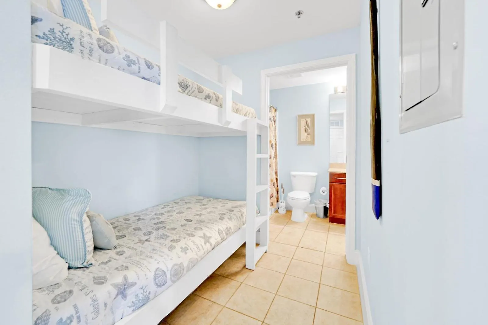 The Blue Turtle At Laketown Wharf Apartment Panama City Beach