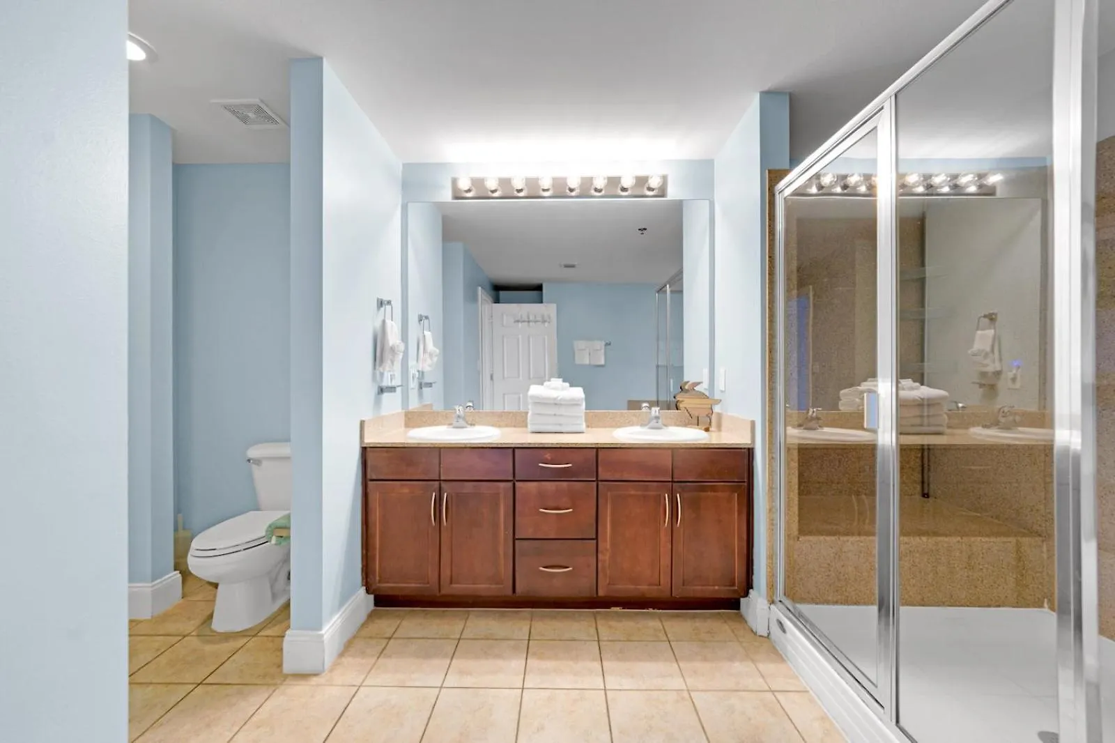 The Blue Turtle At Laketown Wharf Apartment Panama City Beach